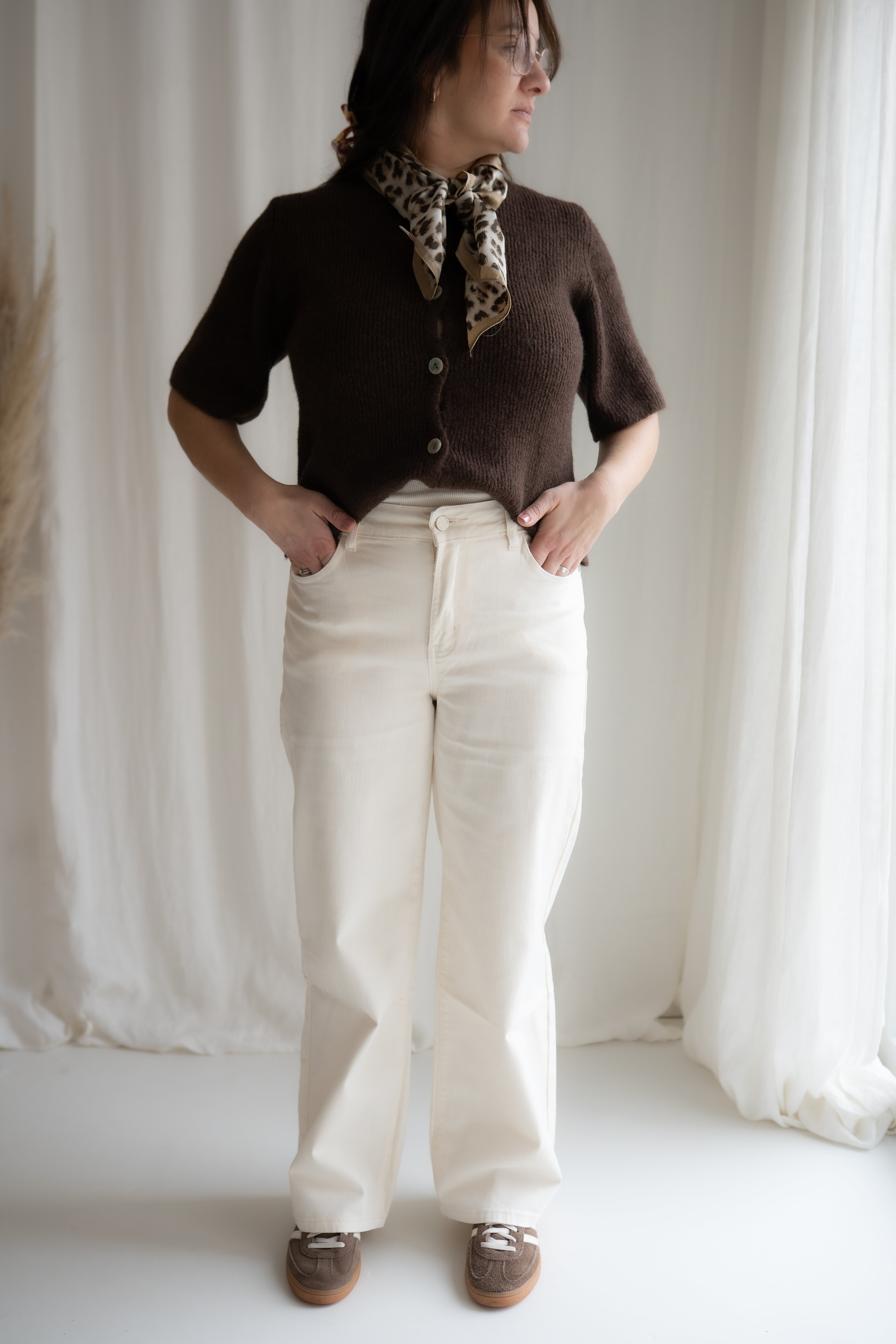 Weite beige Jeans mit Herz Bianca